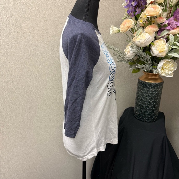 Dallas Cowboys Women’s XS 3/4 Sleeve Raglan Graphic Tee NFL Football Shirt - Picture 4 of 8